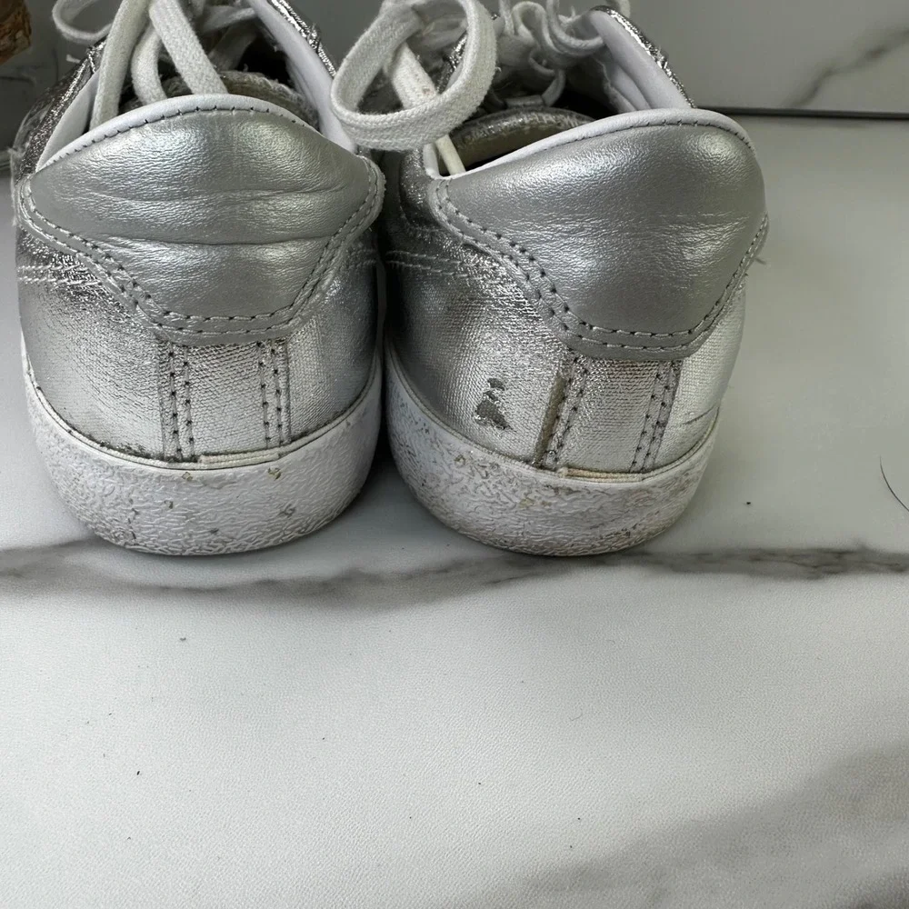 Converse All Star Chuck Taylor Silver Metallic Low‎ Top Sneakers Size 6.5 Comfot